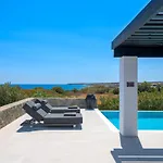 Astrea Lachania